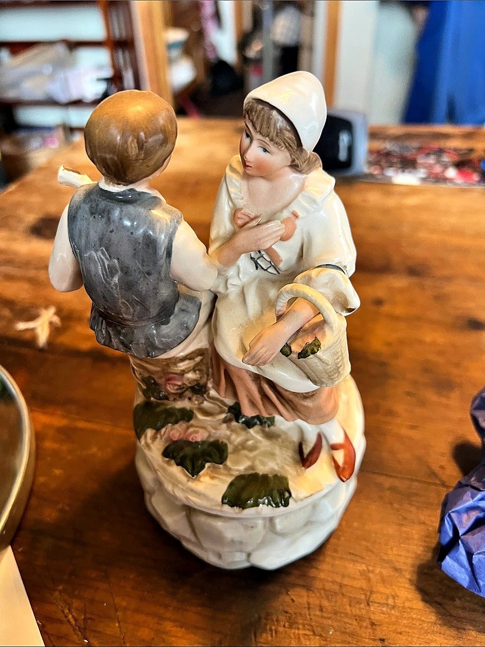 Ceramic Couple Figurine Decor, White & Brown